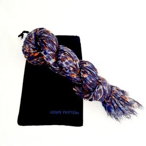 Louis Vuitton authentic leopard cashmere stole